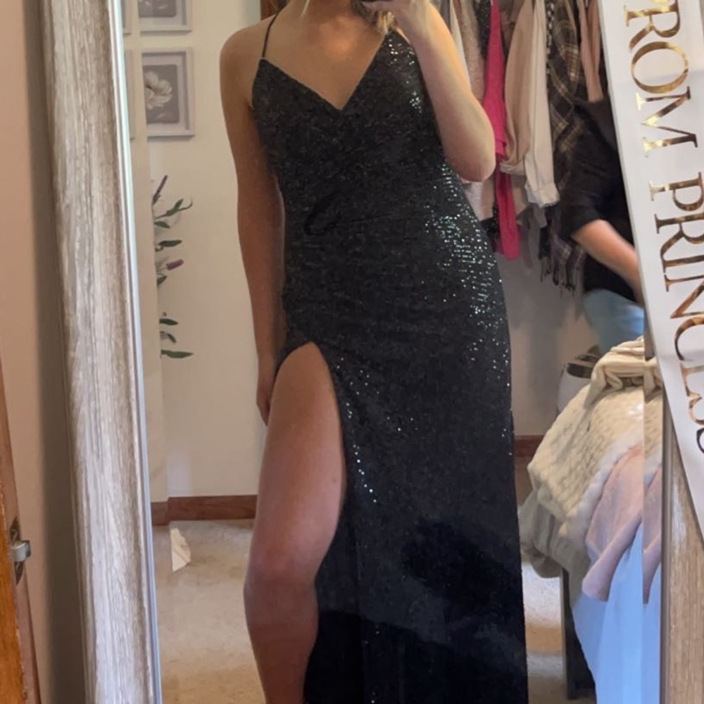 Lady Black Tie Black Sequins Prom Dress